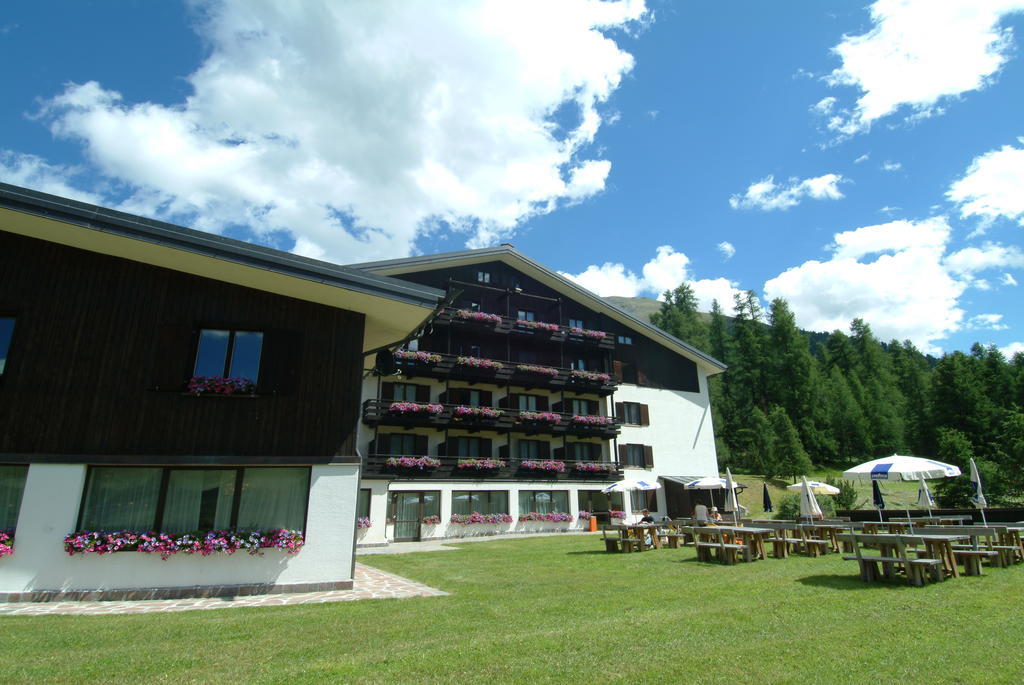 Intermonti
